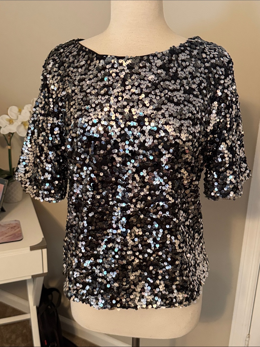 H&M Black Sequin Short Sleeve Top